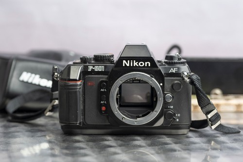 Nikon 501 reflex corpo - f-501,