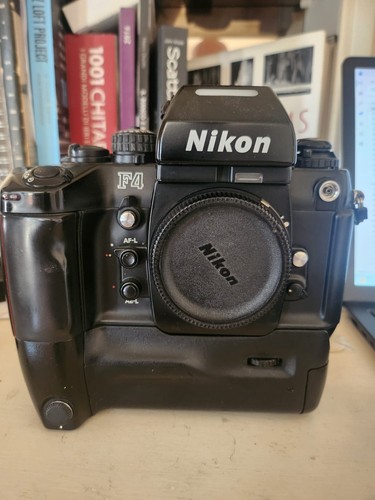 Nikon body con grip mb - nikon,