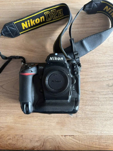 Corpo nikon d2h con batterie - corpo,