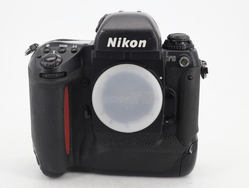 Nikon body usato garanzia - f5,