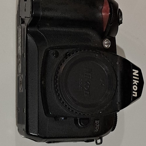 Nikon d70s slr - nikon,