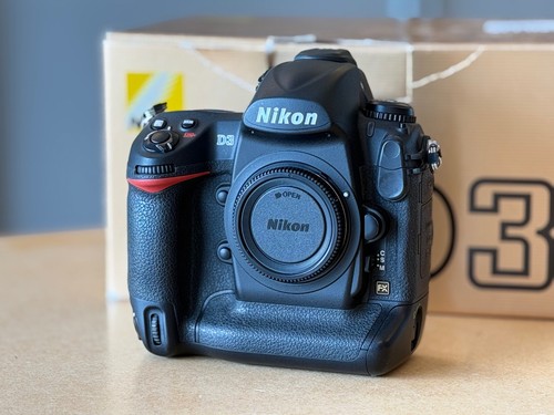 Nikon body full frame - nikon,